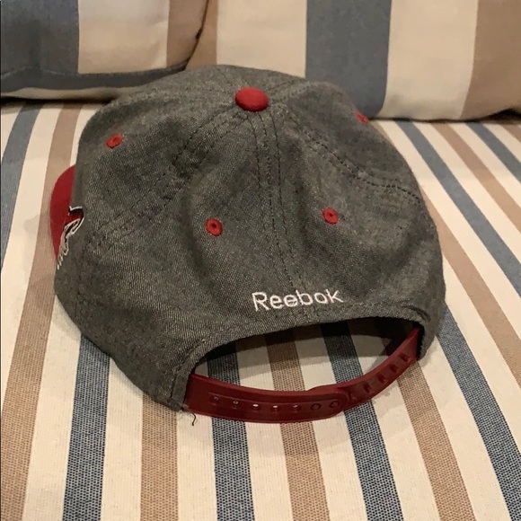 Arizona Coyotes SnapBack Hat - Picture 3 of 7